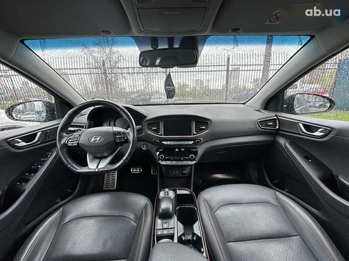 Hyundai Ioniq 2018 - фото 18