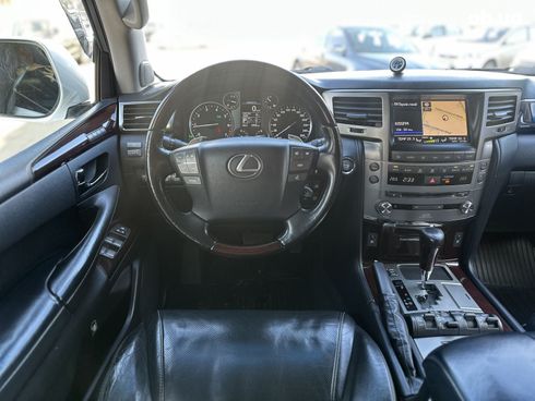 Lexus LX 2012 белый - фото 13