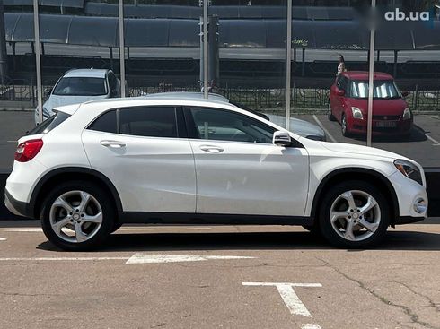 Mercedes-Benz GLA-Класс 2018 - фото 7
