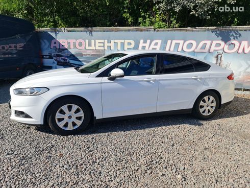 Ford Mondeo 2016 белый - фото 4