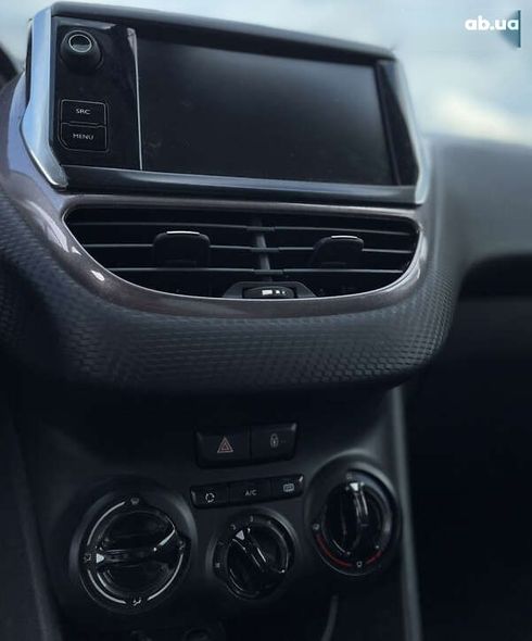 Peugeot 2008 2014 - фото 14