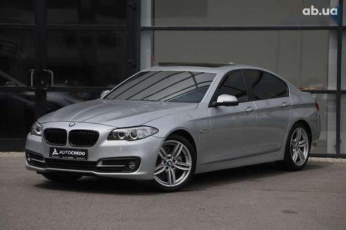 BMW 5 серия 2015 - фото 3