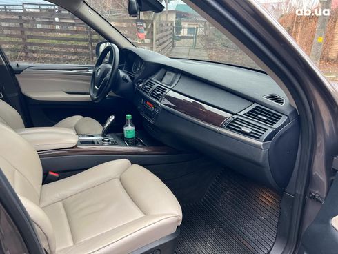 BMW X5 2010 коричневый - фото 22