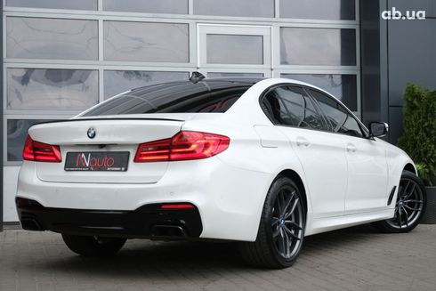 BMW 5 серия 2018 белый - фото 4