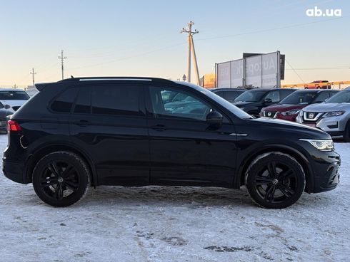 Volkswagen Tiguan 2020 черный - фото 3