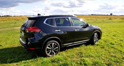 Nissan X-Trail 2017 черный - фото 3