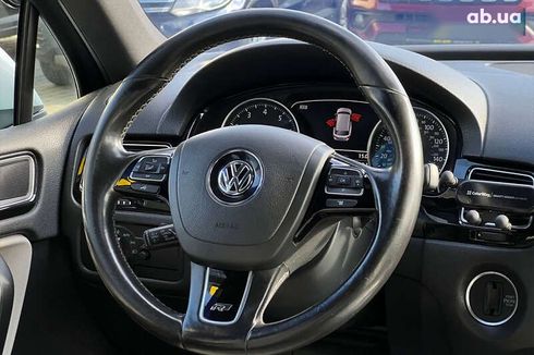 Volkswagen Touareg 2016 - фото 16