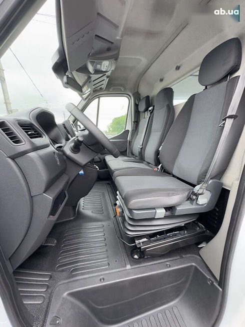 Renault Master 2020 - фото 15