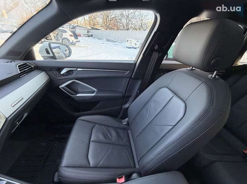Audi Q3 2020 - фото 29