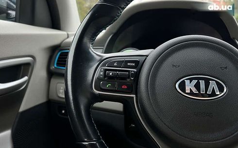 Kia Niro 2018 - фото 11