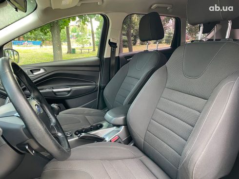 Ford Kuga 2016 белый - фото 15