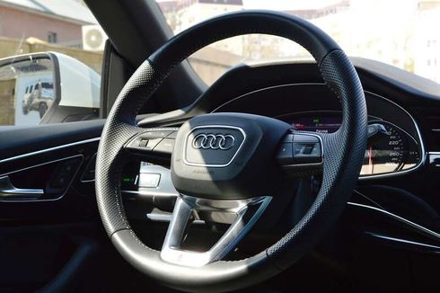 Audi Q8 2020 - фото 30