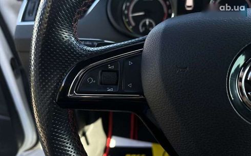 Skoda Octavia 2018 - фото 14