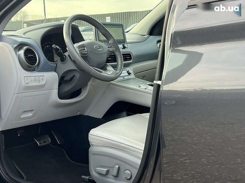 Hyundai Kona Electric 2021 - фото 28