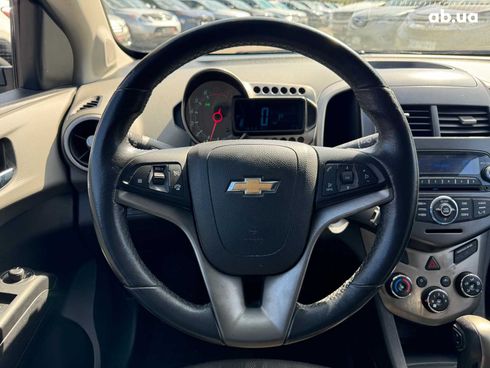 Chevrolet Aveo 2012 черный - фото 25