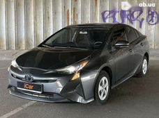 Продажа б/у Toyota Prius 2016 года - купить на Автобазаре