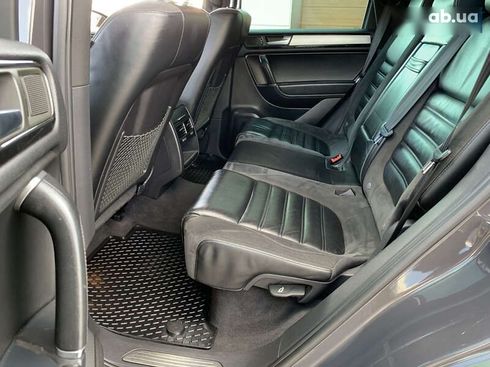 Volkswagen Touareg 2011 - фото 29