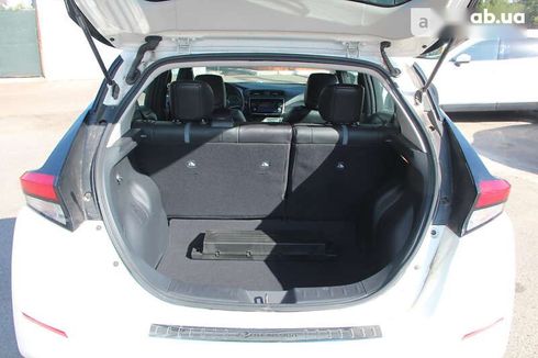 Nissan Leaf 2018 - фото 8