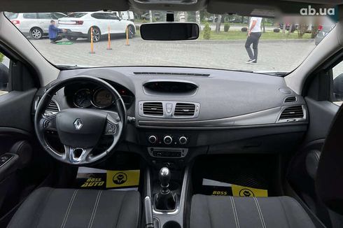 Renault Megane 2015 - фото 14