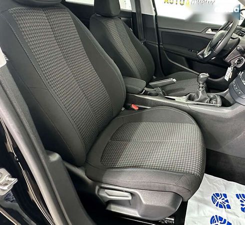 Peugeot 308 2019 - фото 16