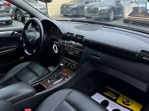 Mercedes-Benz C-Класс 2005 - фото 21