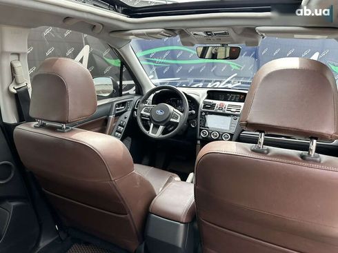 Subaru Forester 2017 - фото 11