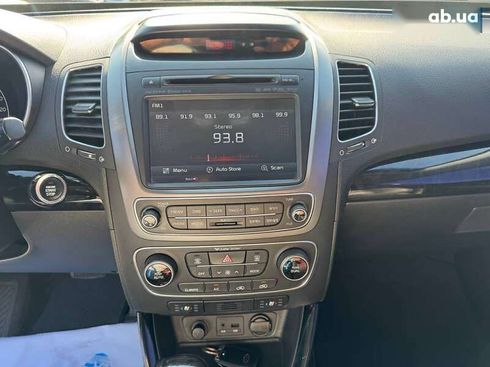 Kia Sorento 2012 - фото 19
