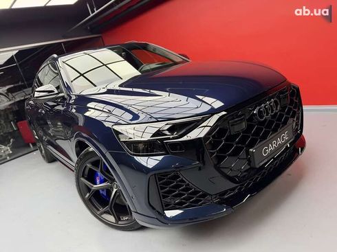 Audi RS Q8 2024 - фото 16