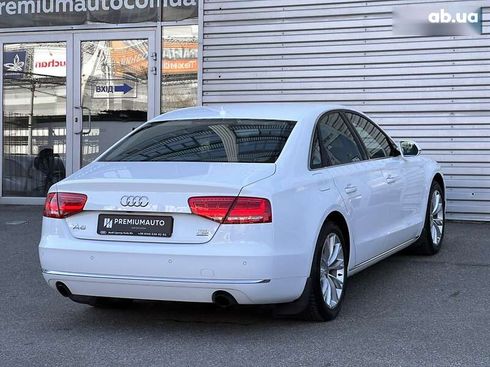 Audi A8 2011 - фото 12