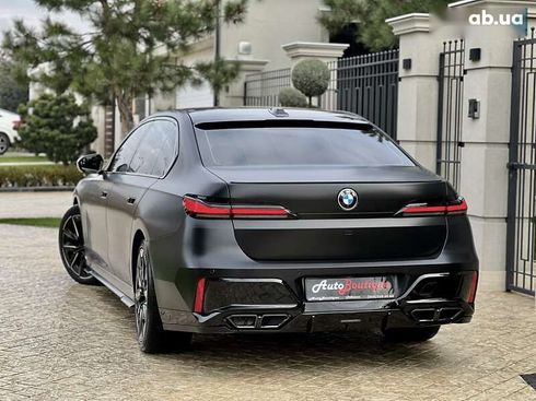 BMW 7 серия 2023 - фото 12