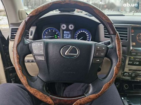 Lexus LX 2008 - фото 23
