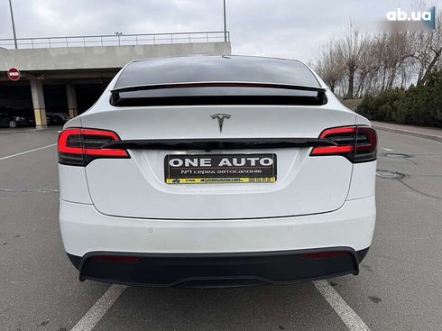 Tesla Model X 2022 - фото 8