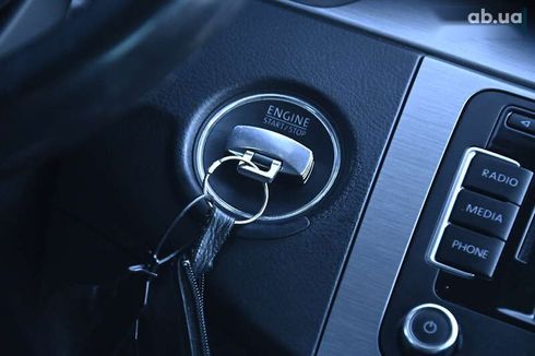 Volkswagen Passat 2012 - фото 23