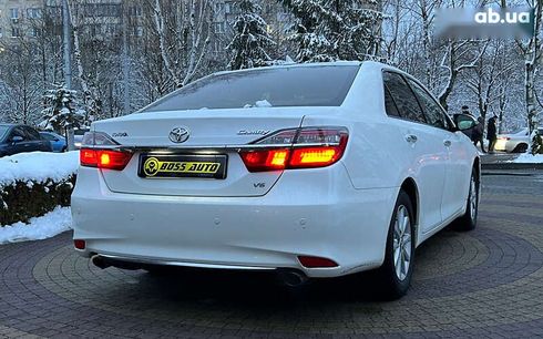 Toyota Camry 2017 - фото 7