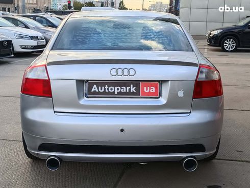 Audi A4 2002 серый - фото 10