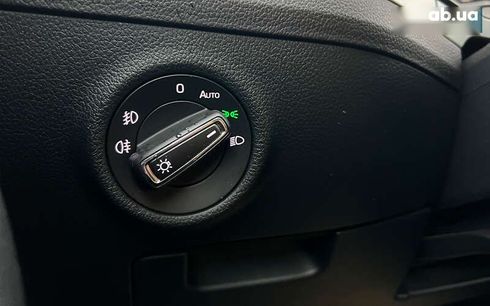 Skoda Superb 2018 - фото 11