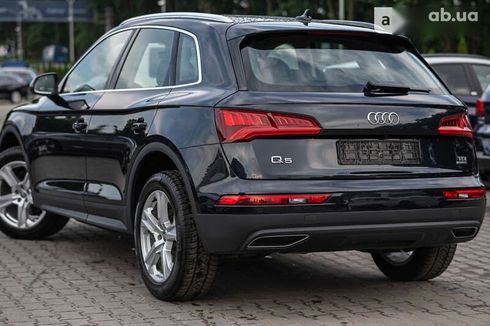 Audi Q5 2018 - фото 10