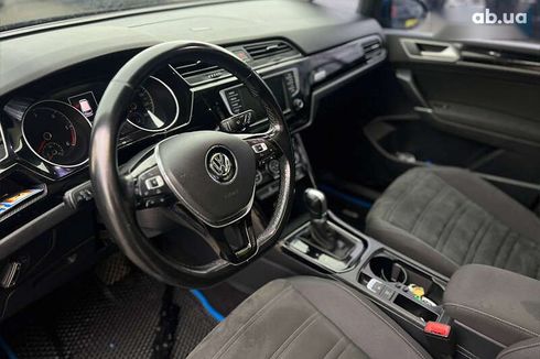 Volkswagen Touran 2015 - фото 9