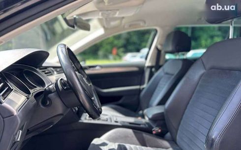 Volkswagen Passat 2016 - фото 10