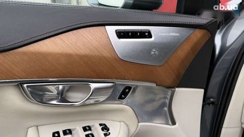 Volvo XC90 2015 - фото 18