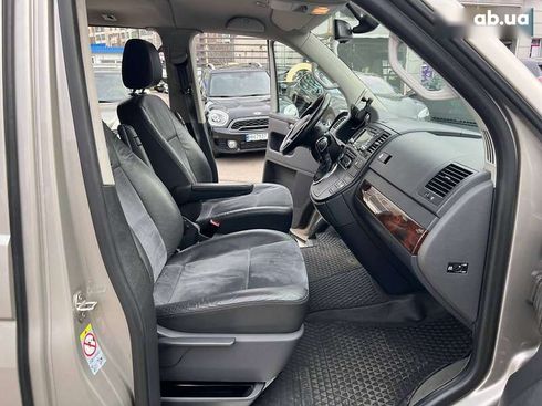 Volkswagen Multivan 2015 - фото 17