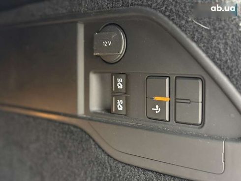 Volkswagen Touareg 2017 - фото 26