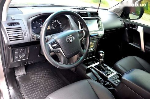 Toyota Land Cruiser Prado 2018 - фото 18