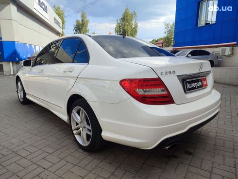 Mercedes-Benz C-Класс 2012 белый - фото 28