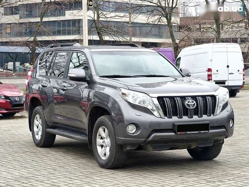 Toyota Land Cruiser Prado 2013 - фото 4