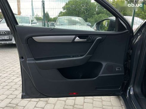 Volkswagen Passat 2012 - фото 24