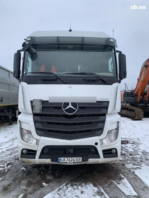 Mercedes-Benz 1824 2014 - фото 3