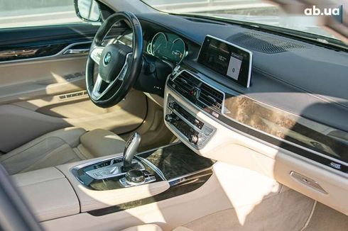 BMW 7 серия 2017 - фото 22