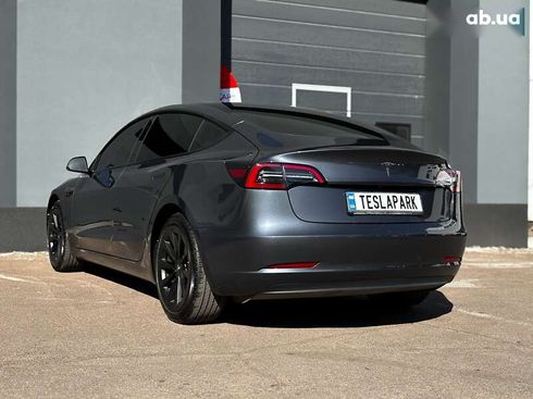 Tesla Model 3 2023 - фото 7