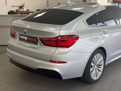 BMW 5 серия 2016 - фото 10